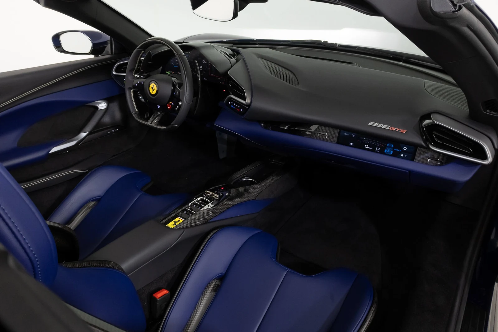 2024 Ferrari 296 GTS, 24/30