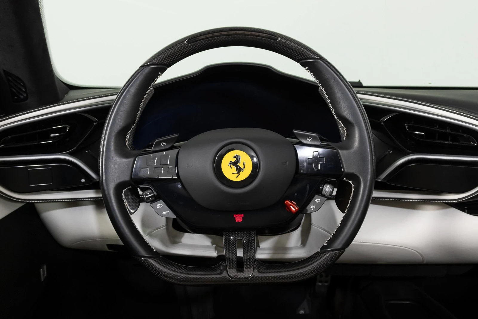 2025 Ferrari 296 GTS, 18/30
