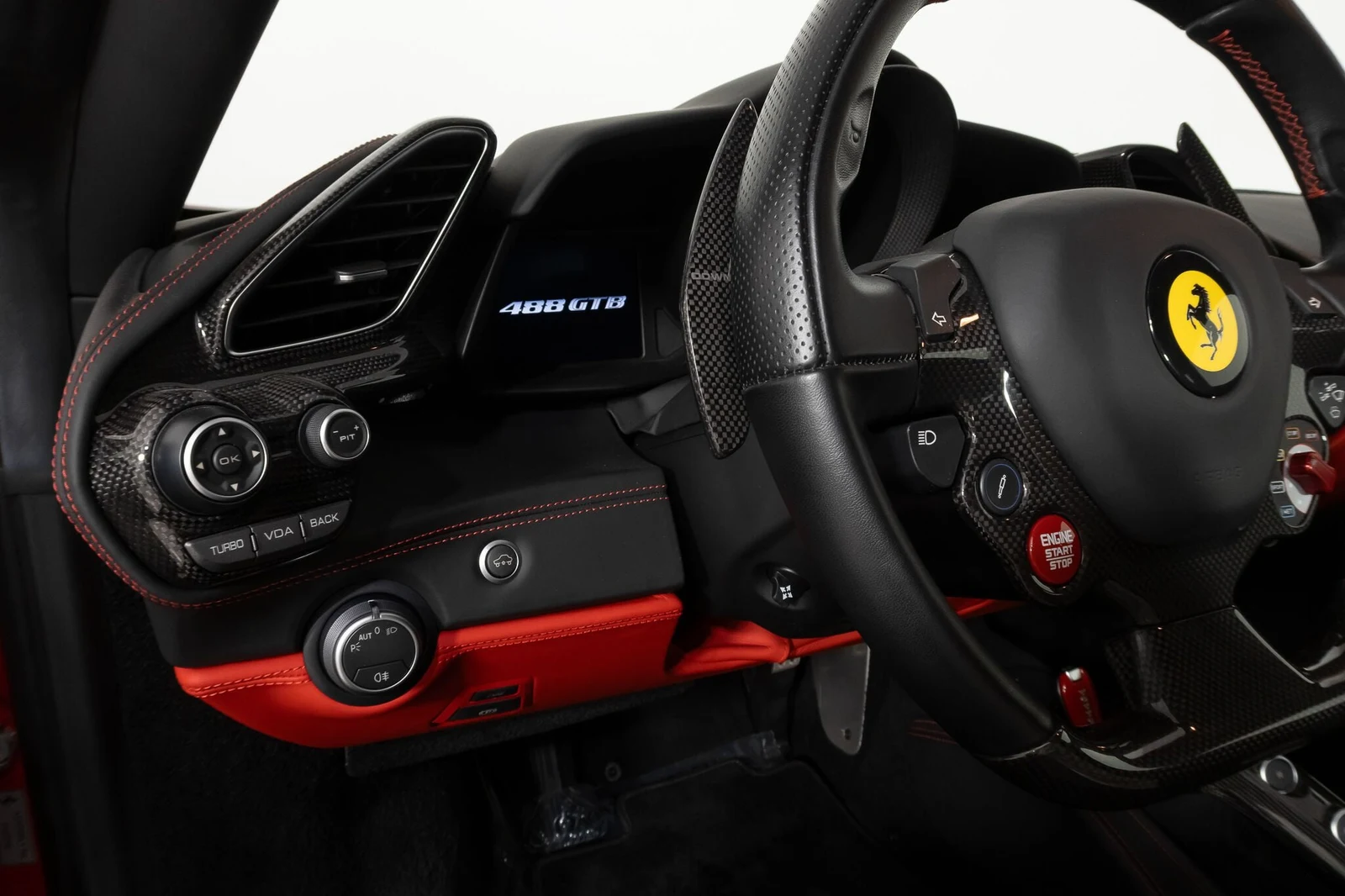 2018 Ferrari 488 GTB, 20/30