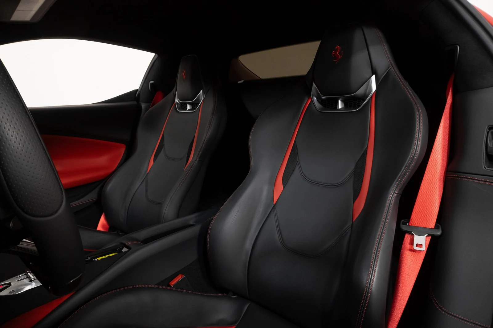 2024 Ferrari 296 GTB, 29/30
