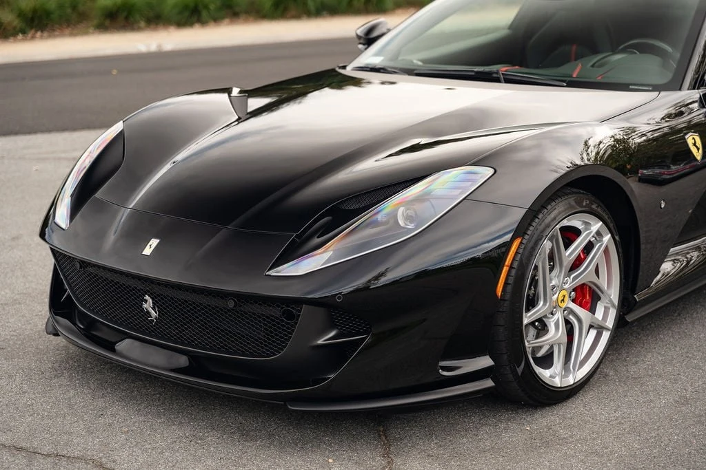 2020 Ferrari 812 Superfast, 2/30