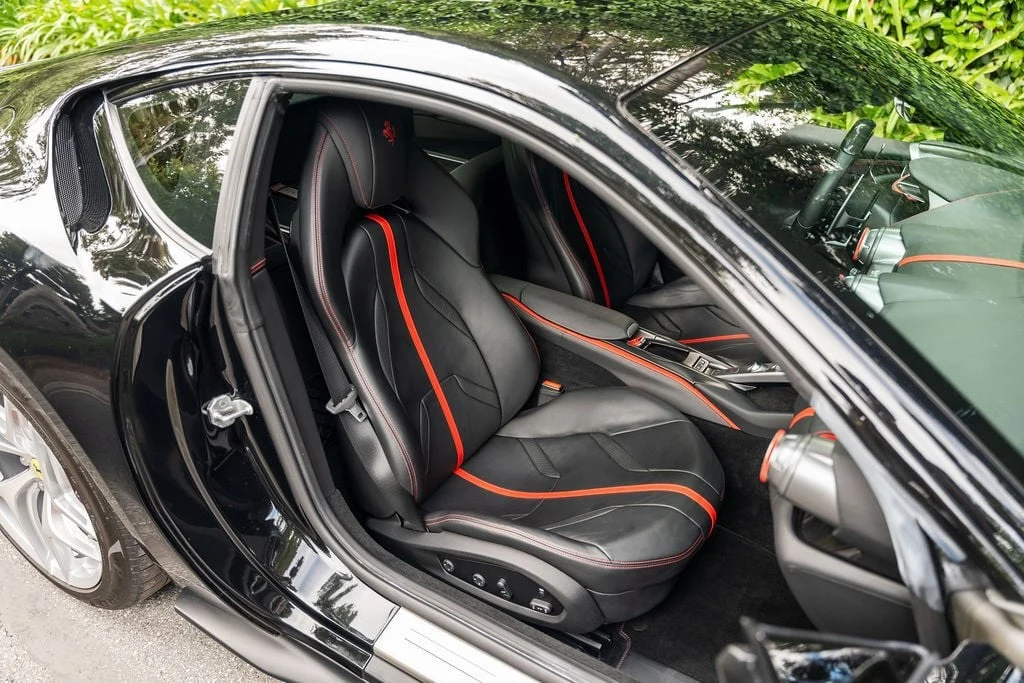 2020 Ferrari 812 Superfast, 14/30