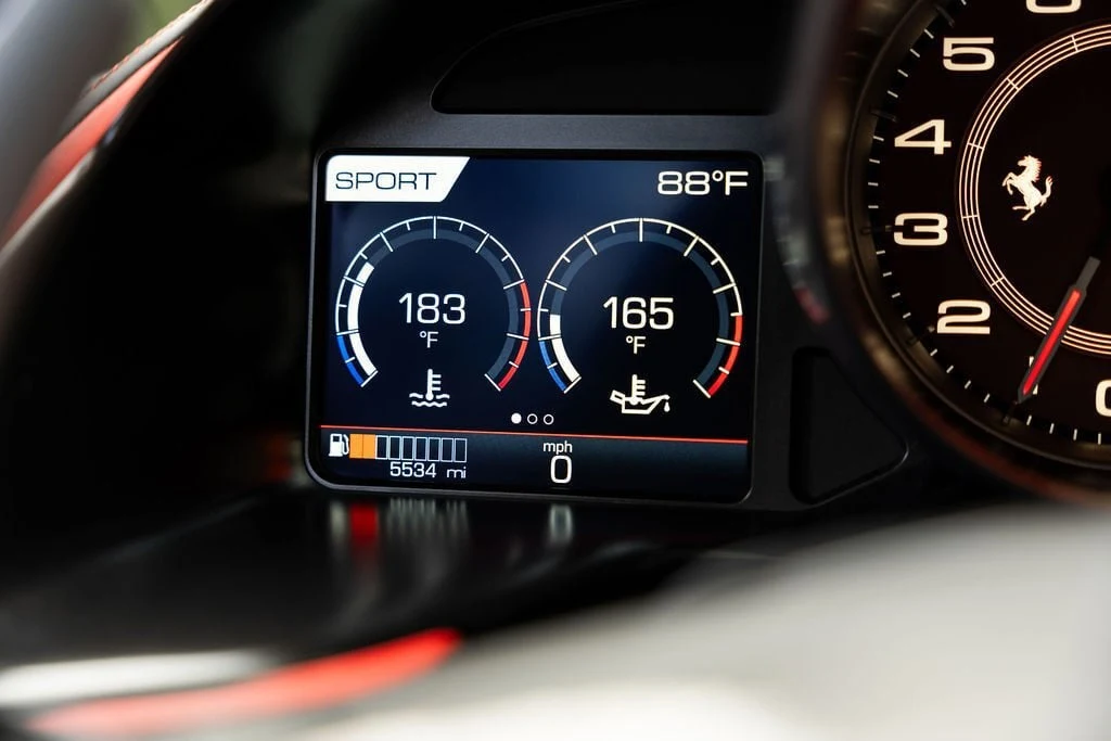 2020 Ferrari 812 Superfast, 25/30