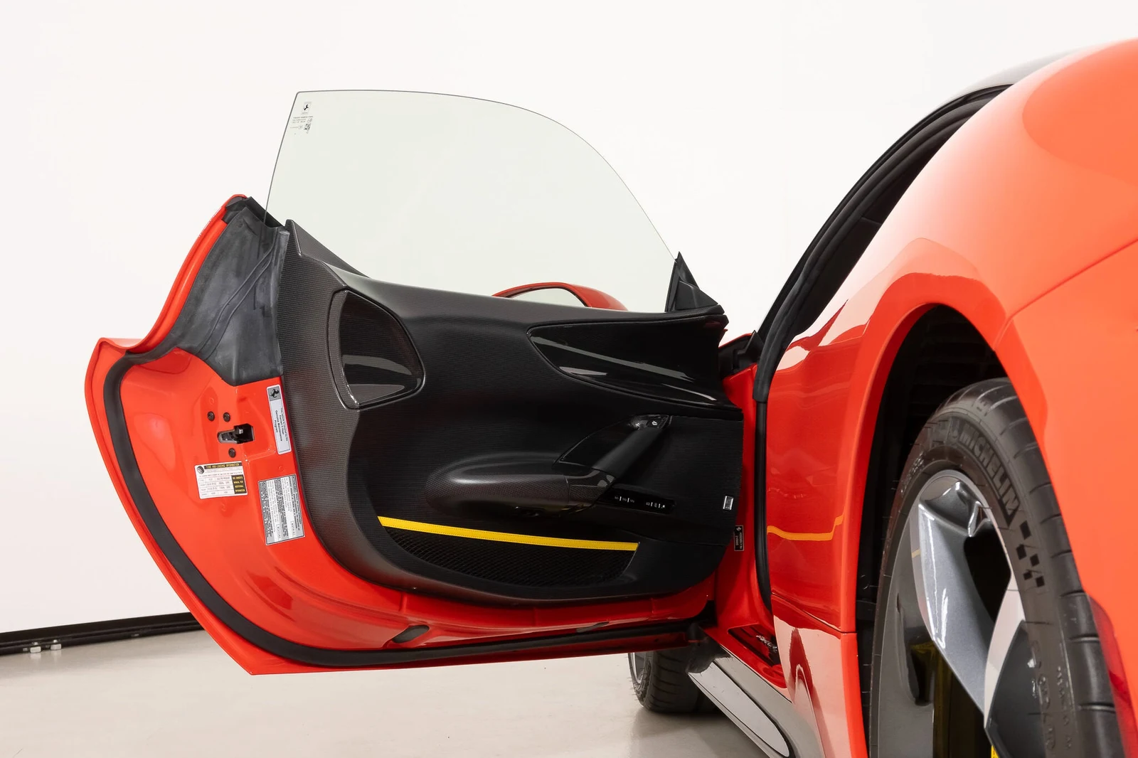 2023 Ferrari SF90 Stradale Assetto Fiorano, 5/30