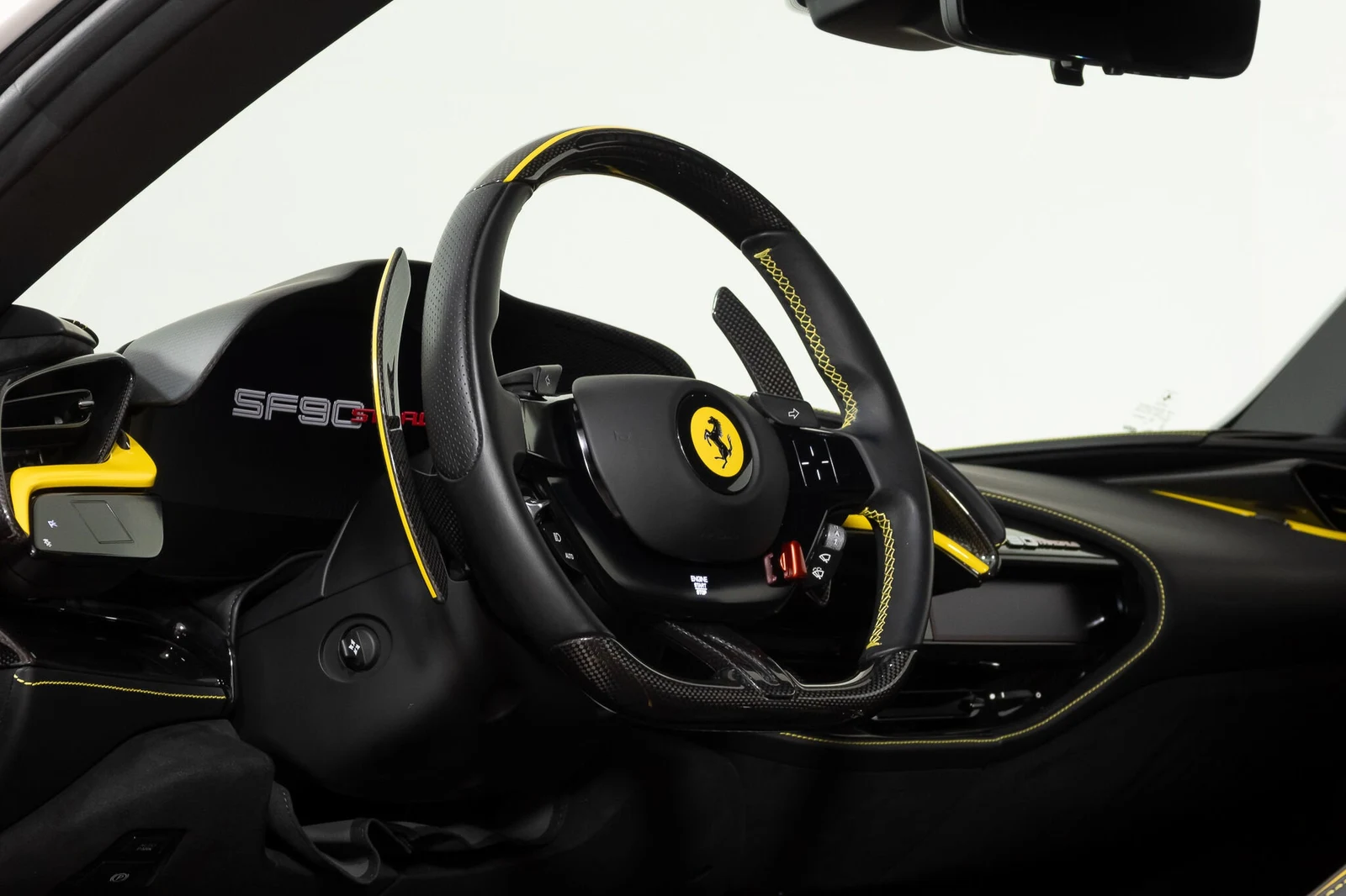 2023 Ferrari SF90 Stradale Assetto Fiorano, 20/30