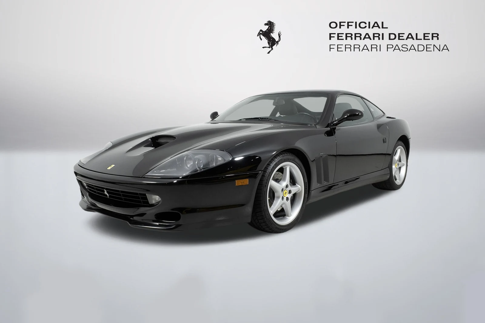 1999 Ferrari 550 Maranello in Nero, front three-quarter view