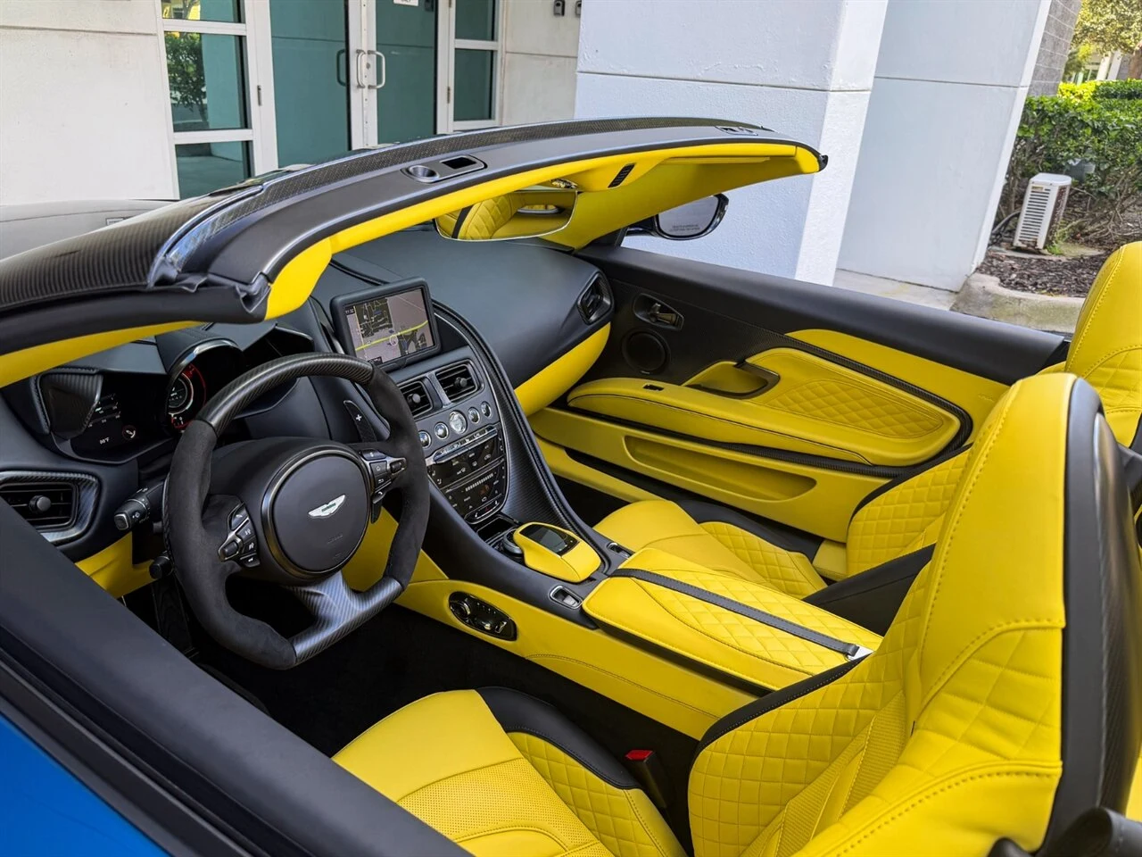 2023 Aston Martin DBS 770 Ultimate Volante, 2/20