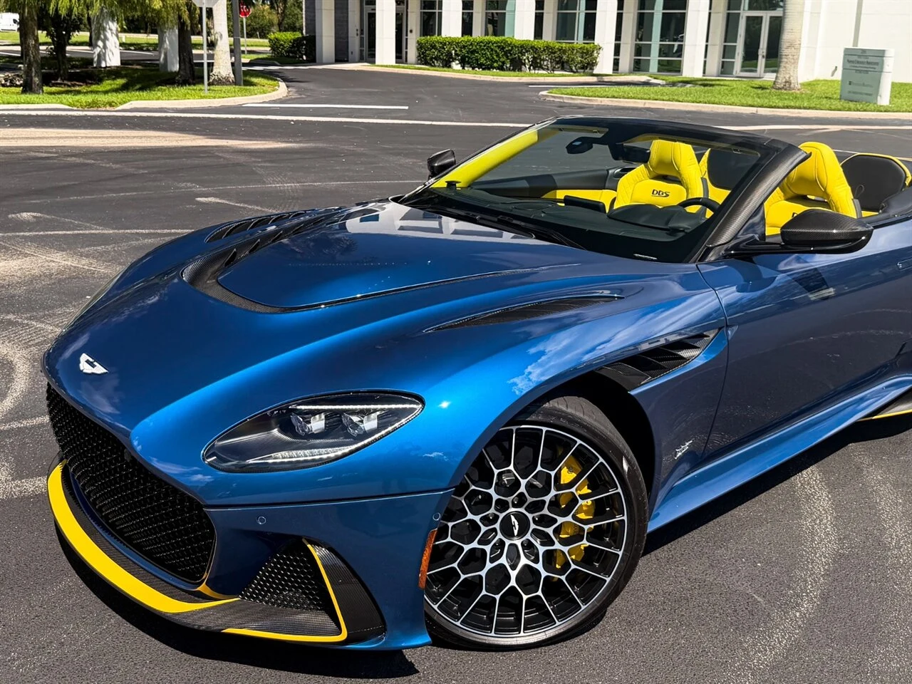 2023 Aston Martin DBS 770 Ultimate Volante, 11/20