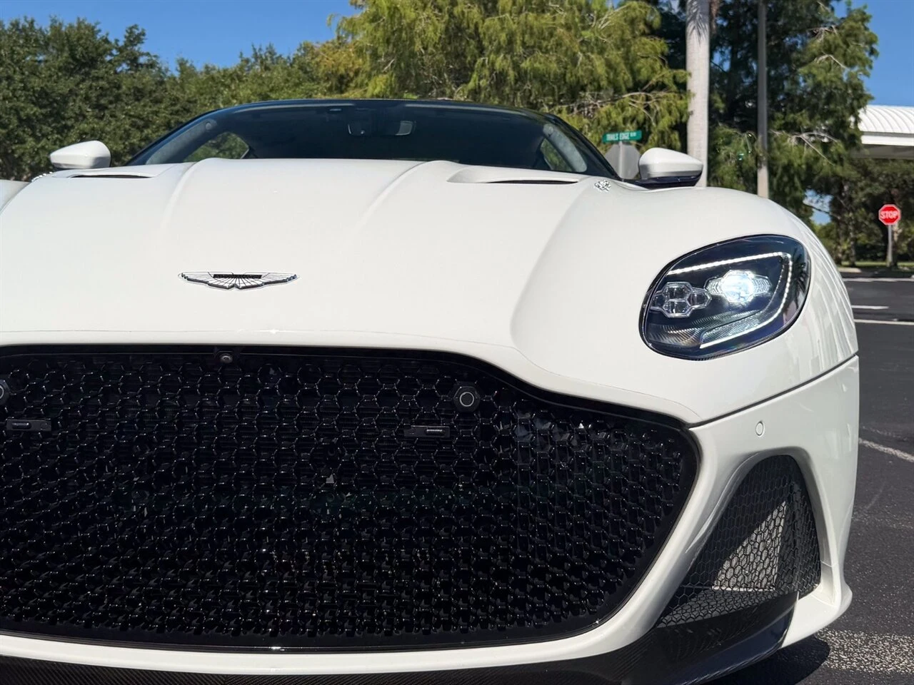2019 Aston Martin DBS Superleggera, 3/20