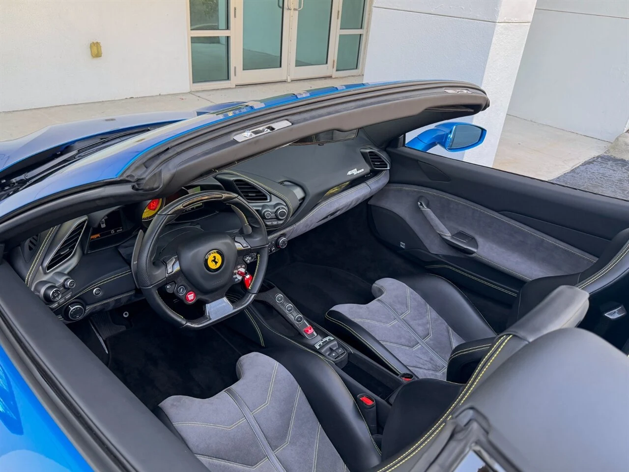 2019 Ferrari 488 Spider, 2/20