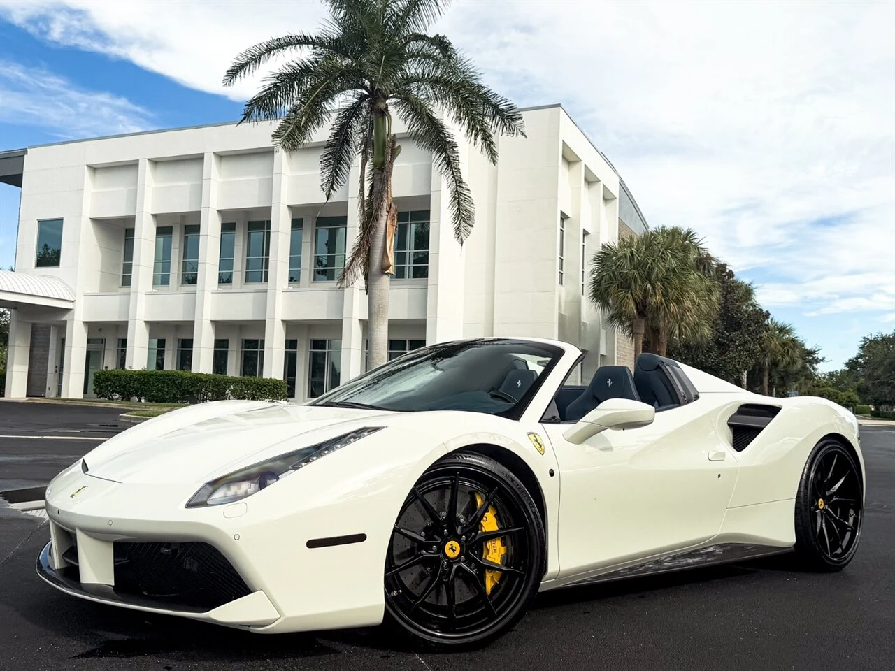 2018 Ferrari 488 Spider, 11/20