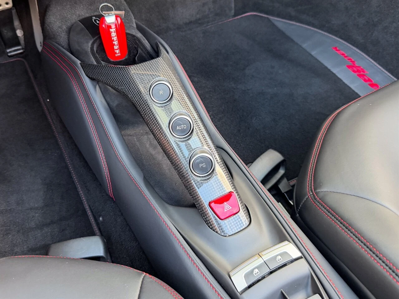 2018 Ferrari 488 Spider, 17/20