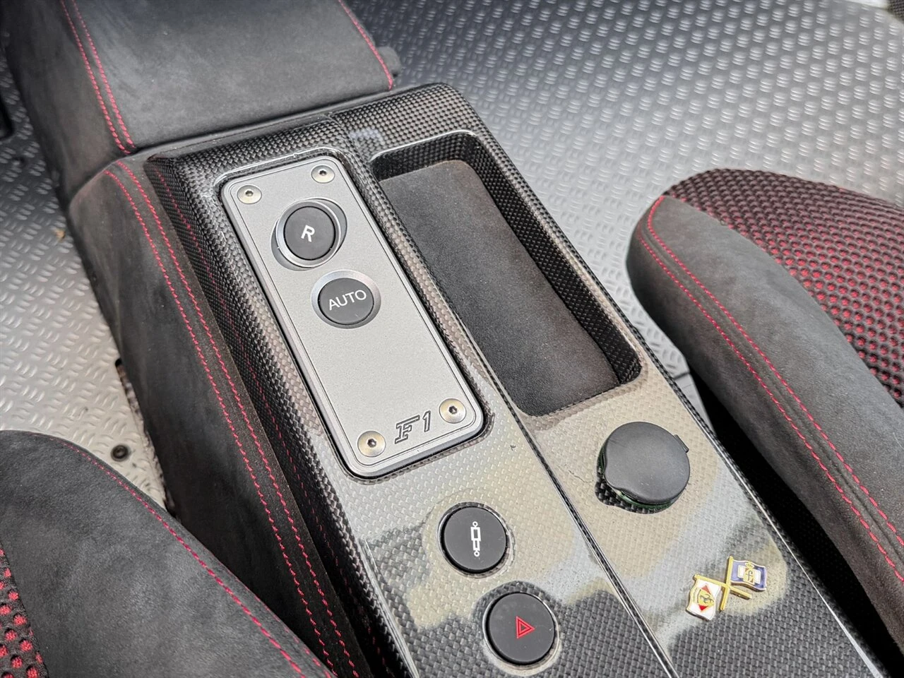 2009 Ferrari 430 Scuderia, 17/20