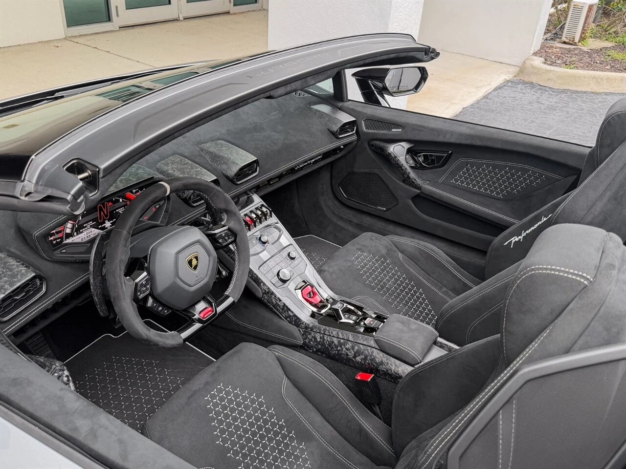 2019 Lamborghini Huracán Performante Spyder, 2/20