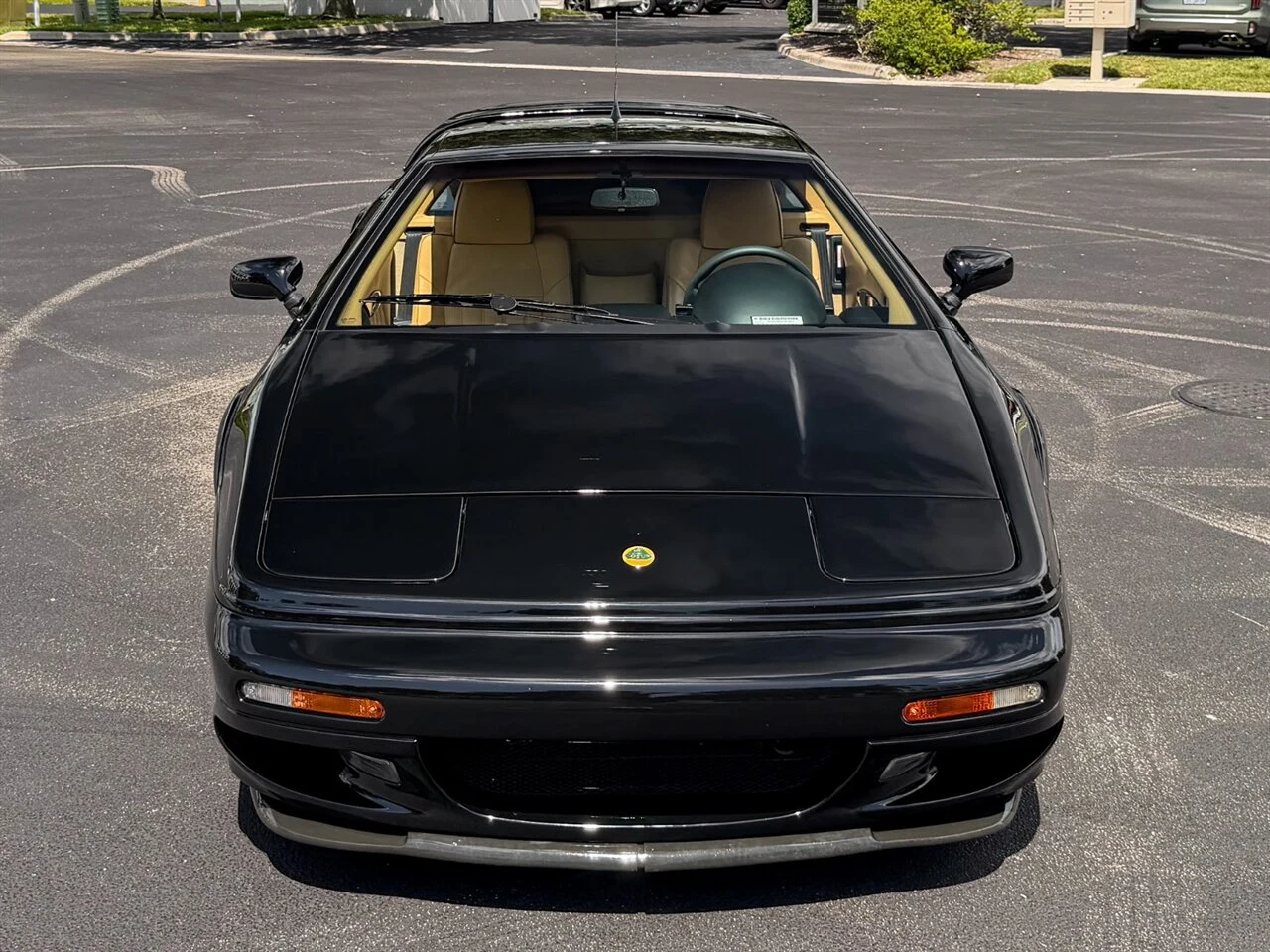 2001 Lotus Esprit V8, 4/20