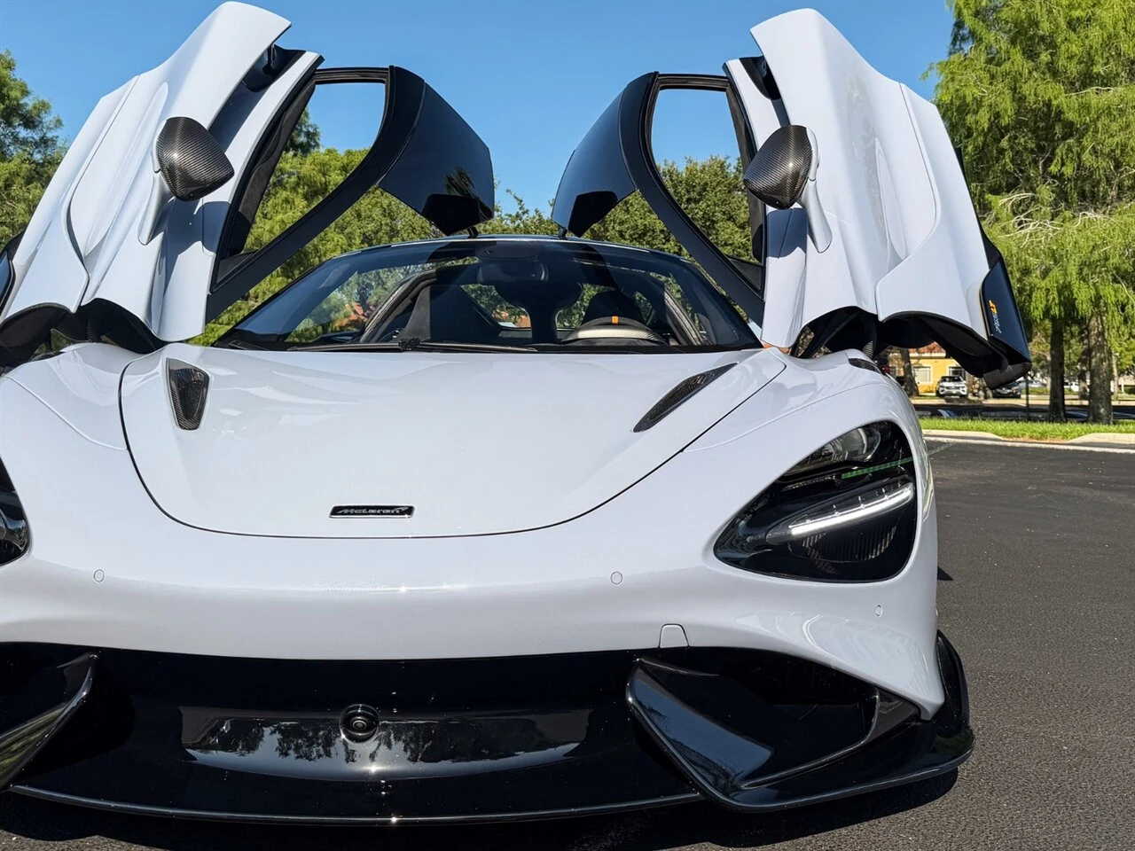 2021 McLaren 765LT, 3/20
