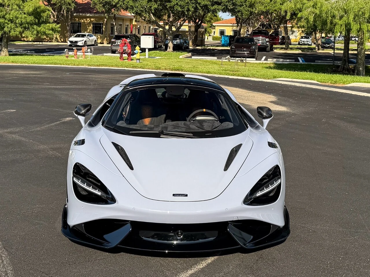 2021 McLaren 765LT, 6/20