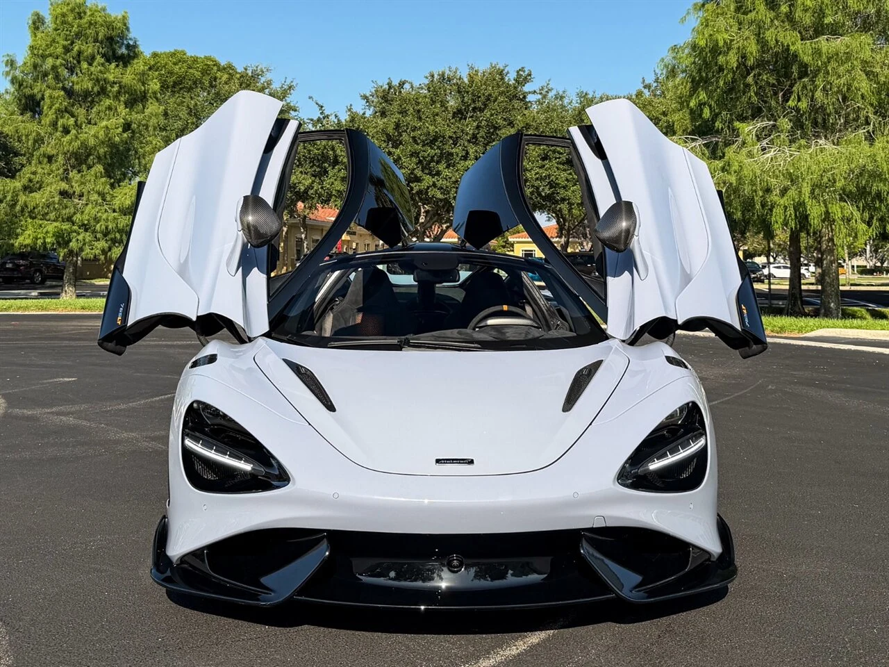 2021 McLaren 765LT, 8/20