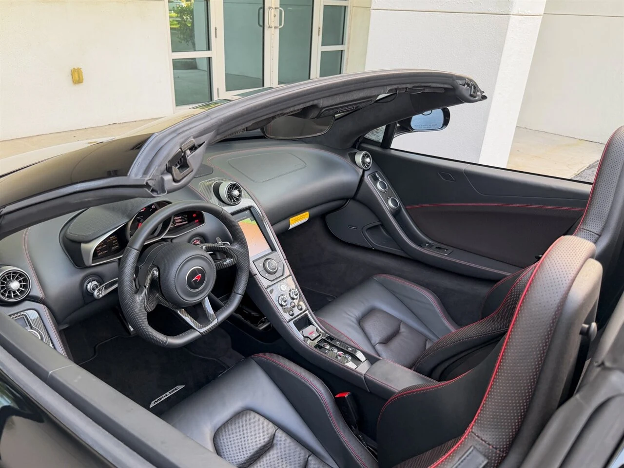 2014 McLaren MP4-12C Spider, 2/20