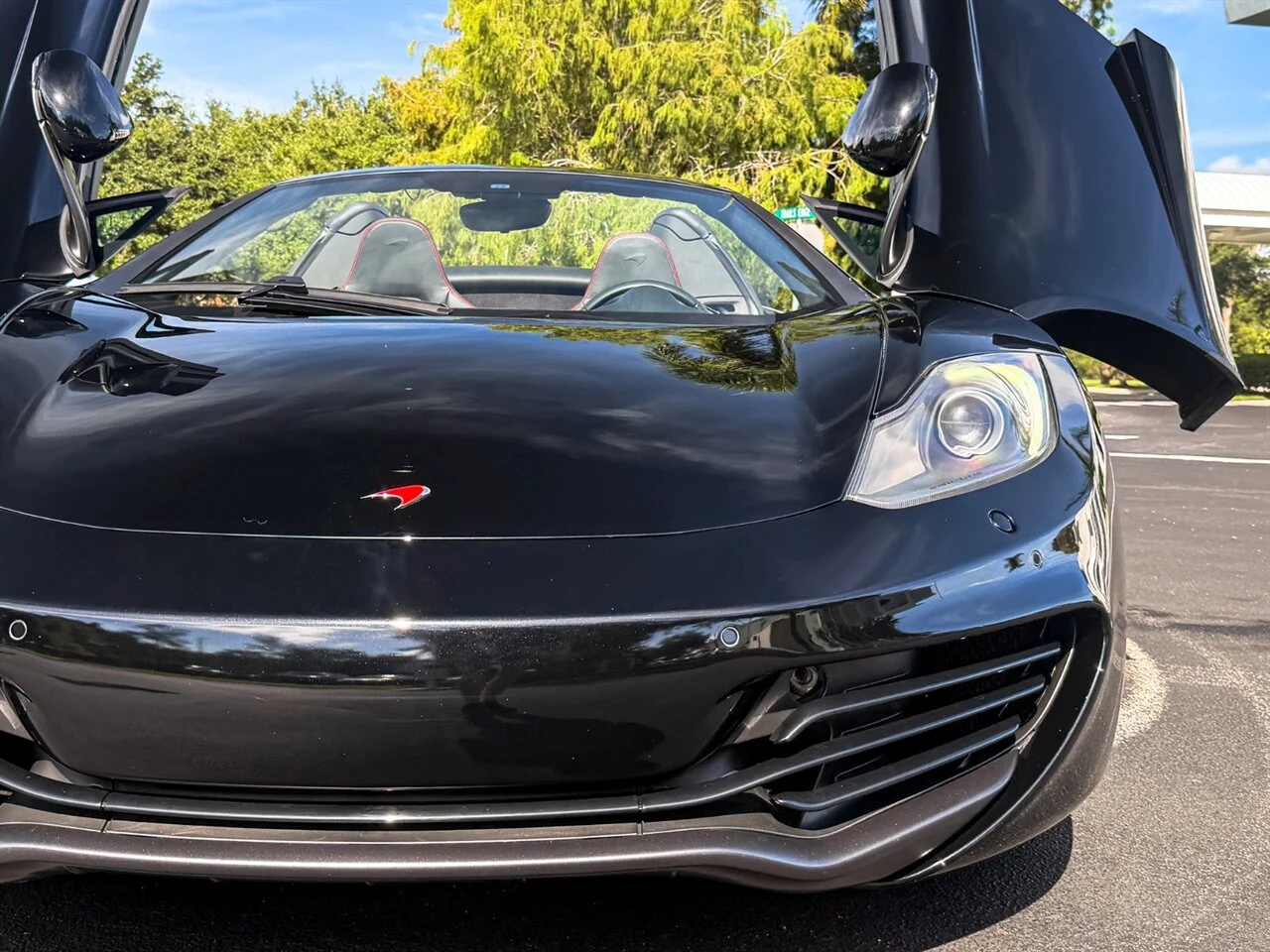2014 McLaren MP4-12C Spider, 3/20