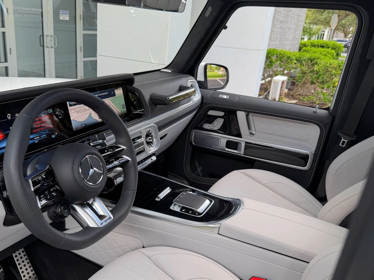 2025 Mercedes-Benz AMG G 63 (W465), 14/20