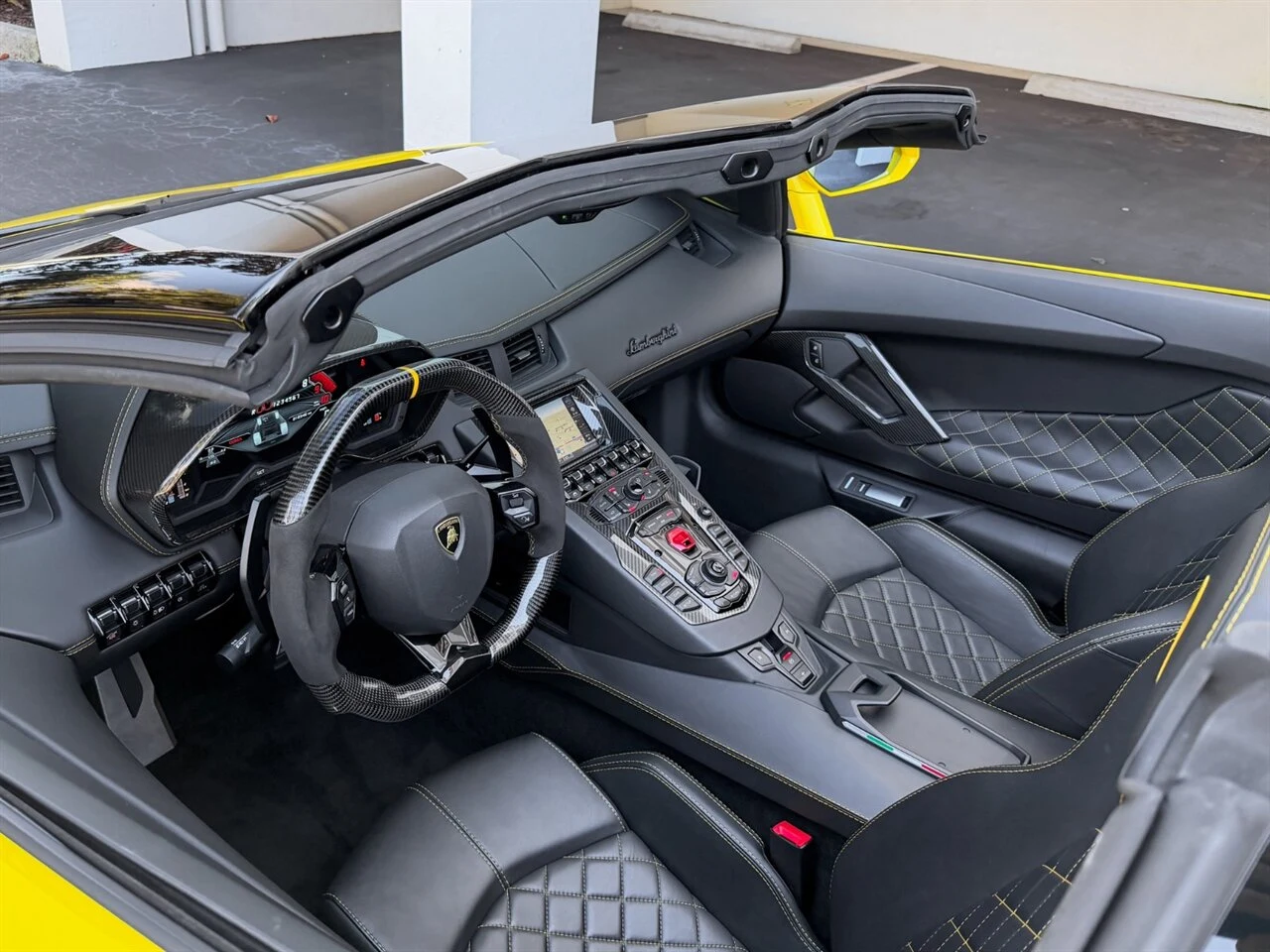 2018 Lamborghini Aventador S Roadster, 3/30