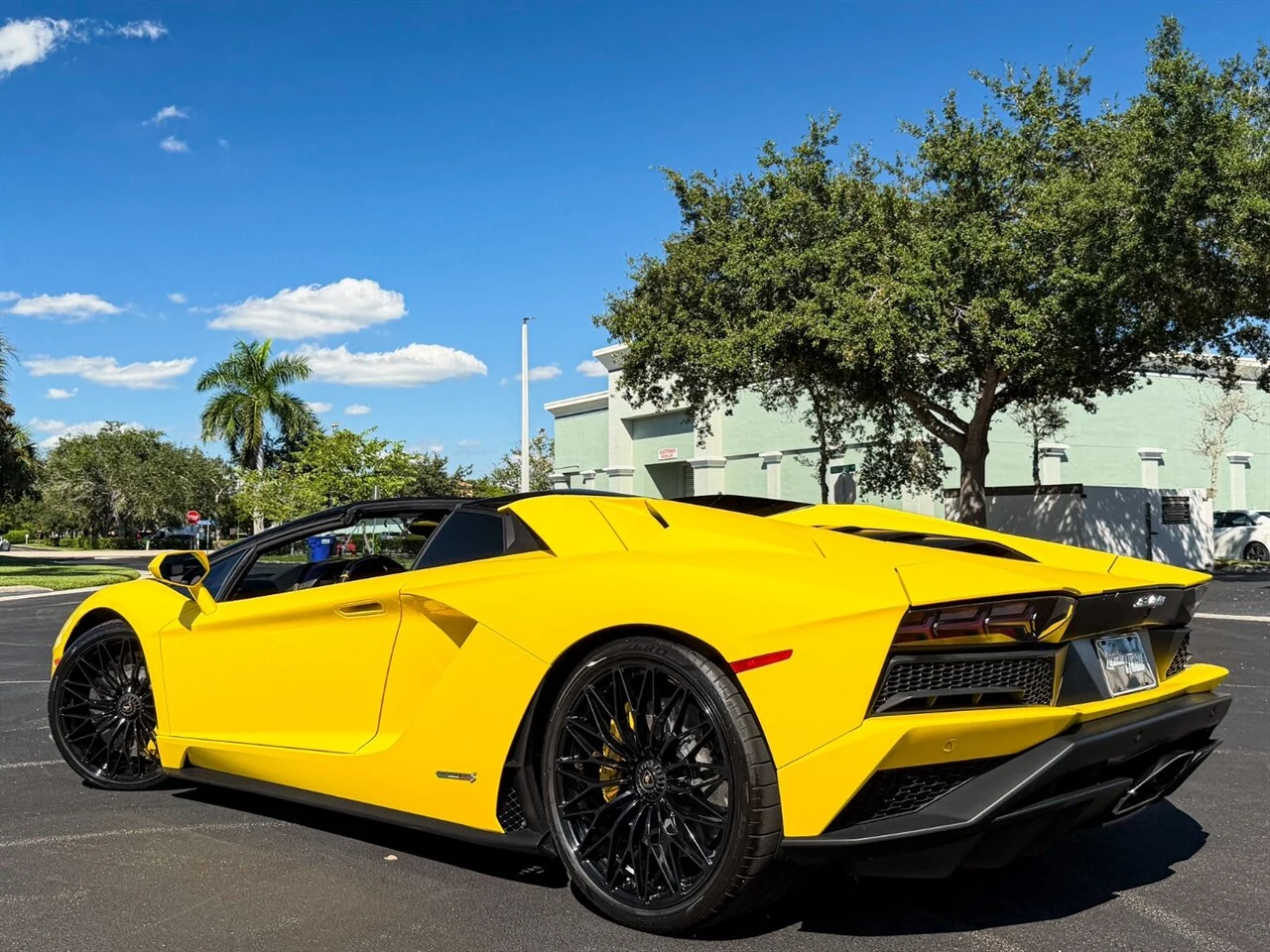 2018 Lamborghini Aventador S Roadster, 22/30