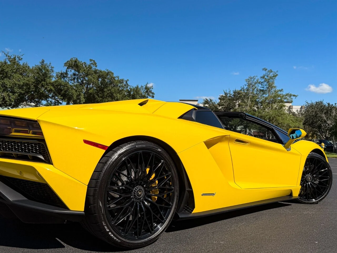 2018 Lamborghini Aventador S Roadster, 26/30