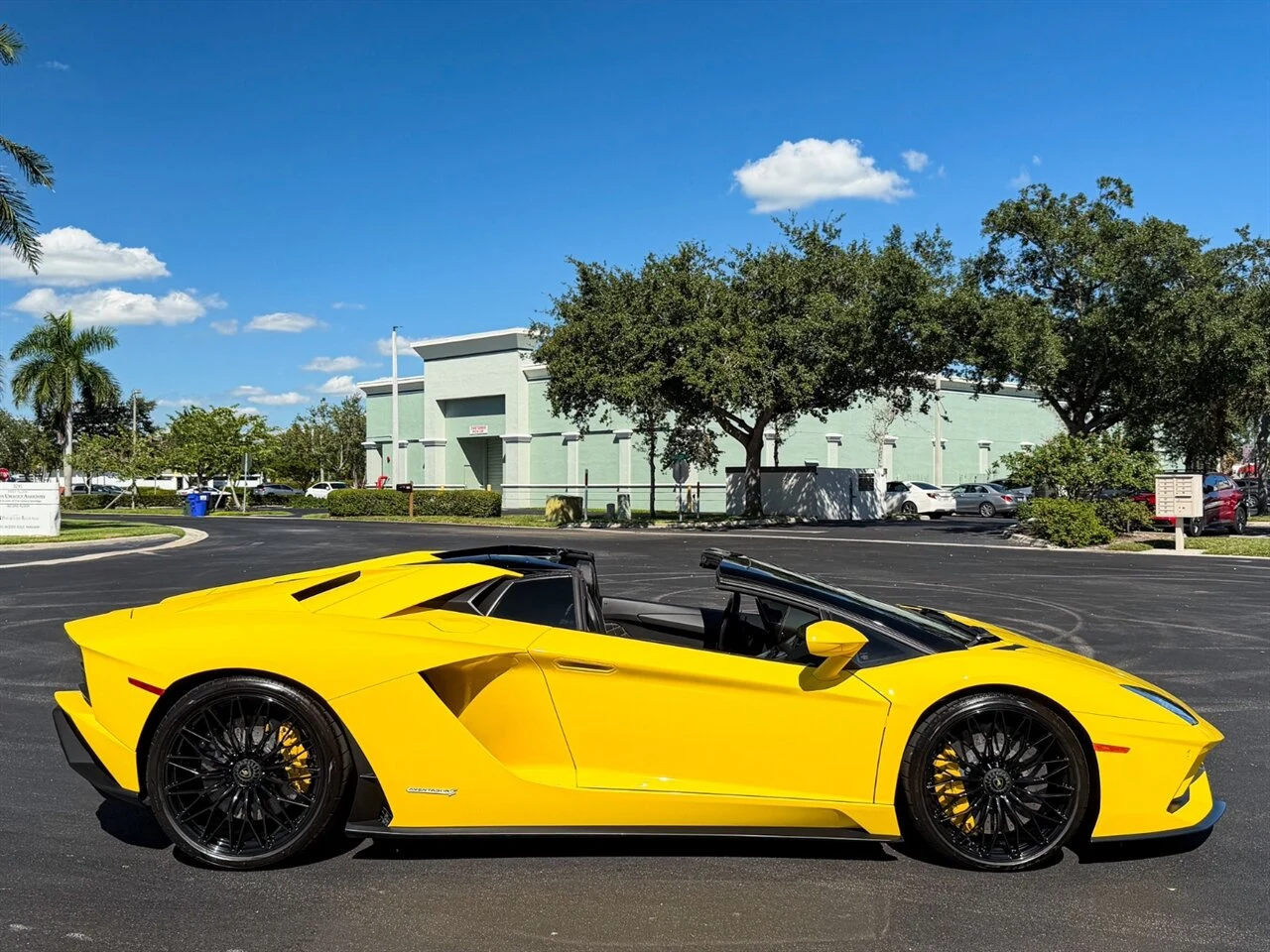 2018 Lamborghini Aventador S Roadster, 27/30