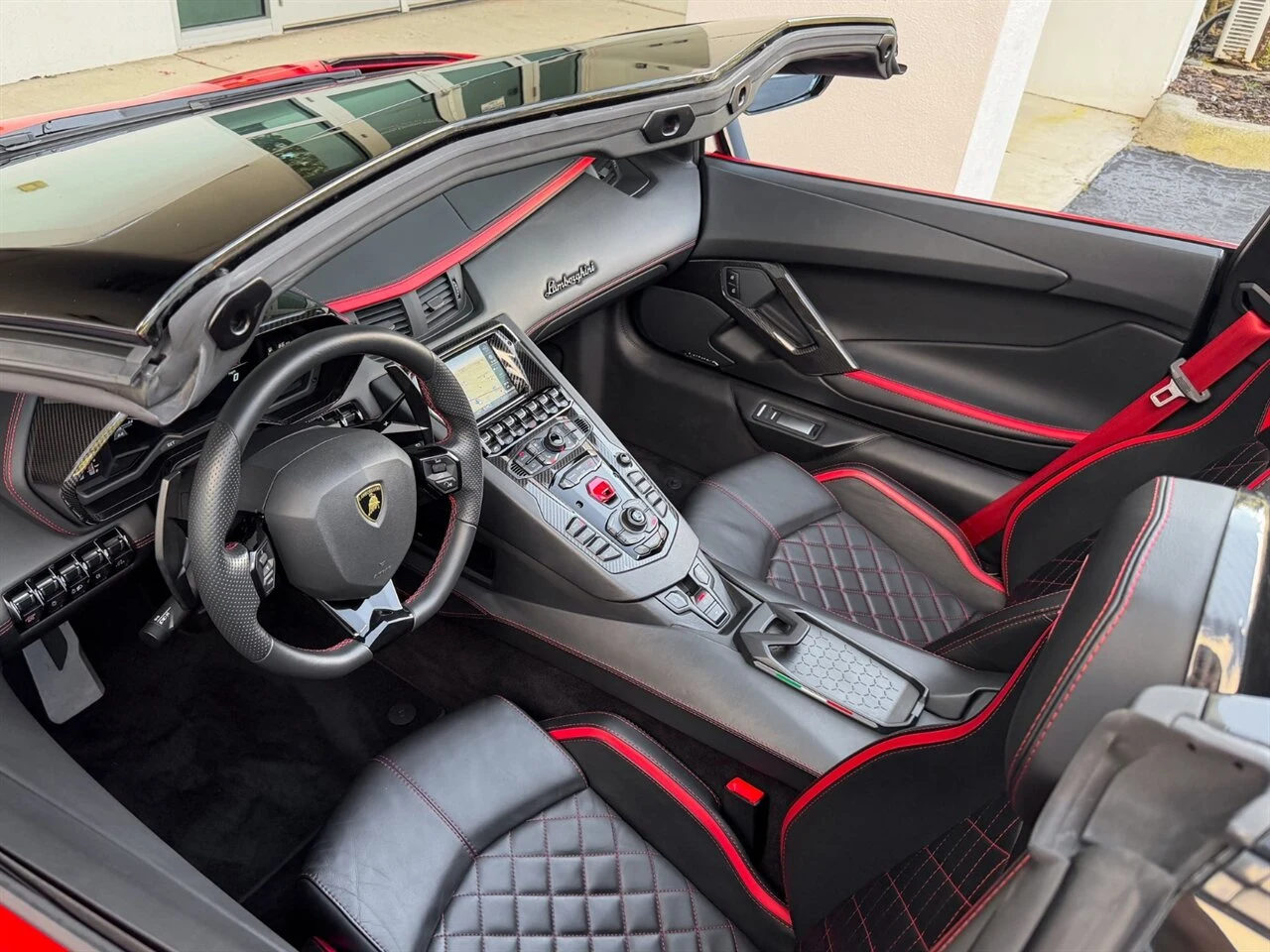 2019 Lamborghini Aventador S Roadster, 3/30