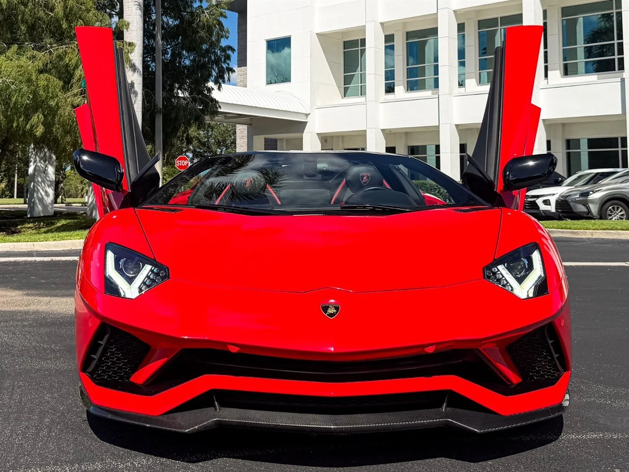 2019 Lamborghini Aventador S Roadster, 7/30