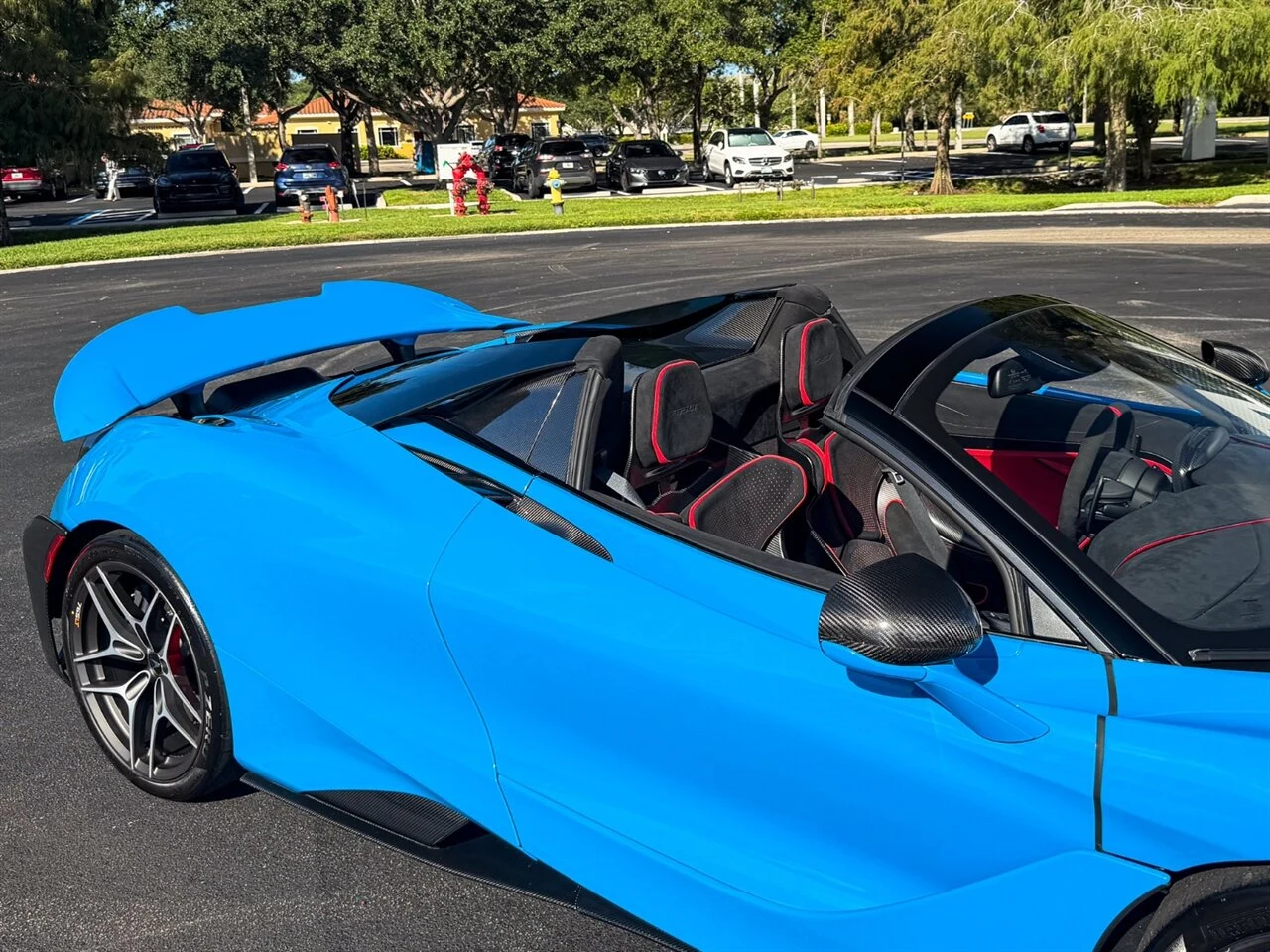 2022 McLaren 765LT Spider, 27/30