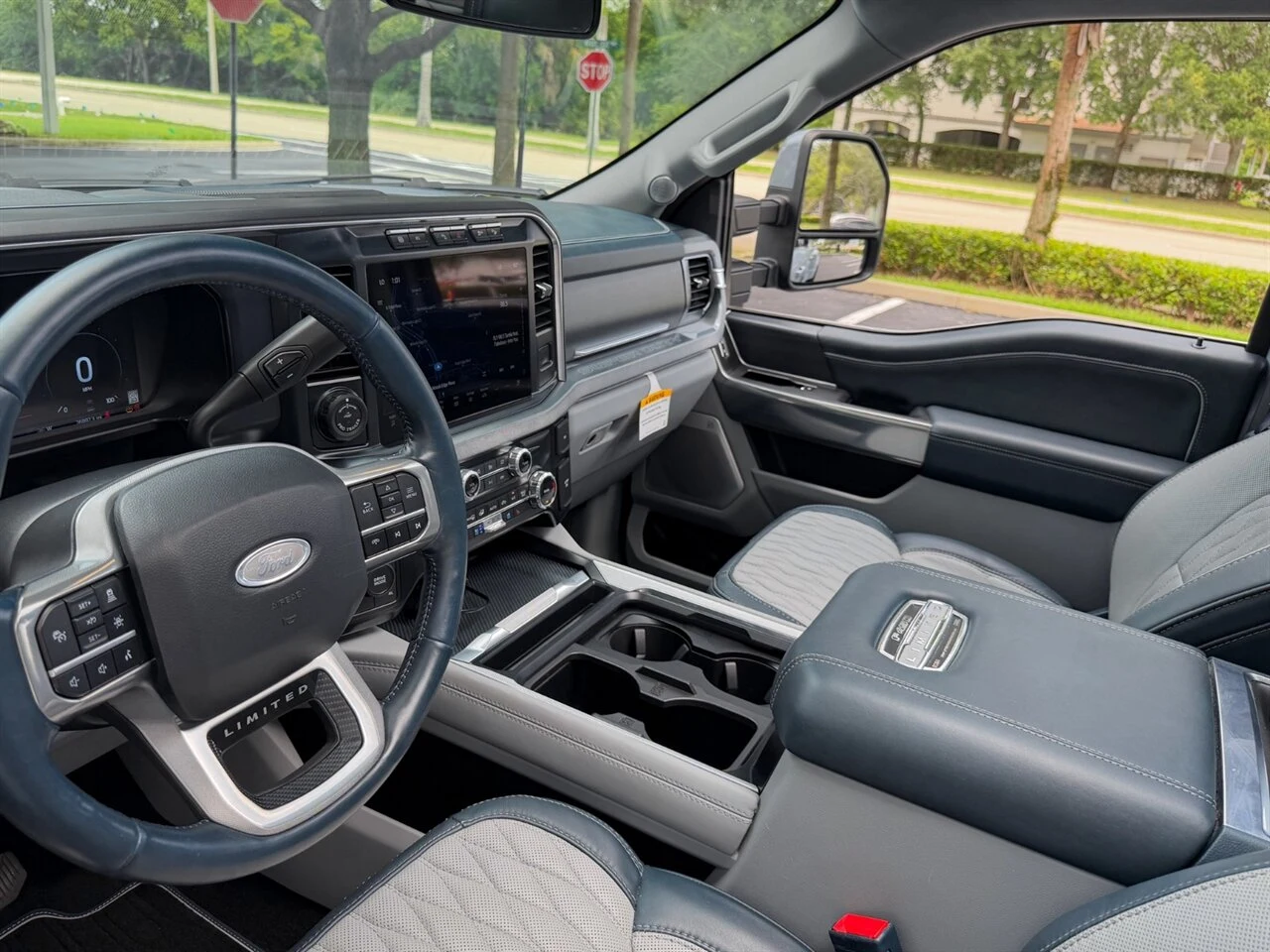 2024 Ford F-450 Super Duty Limited, 12/30