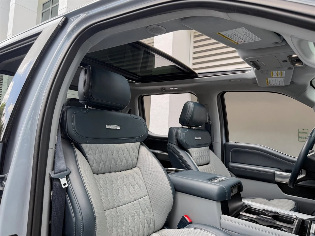 2024 Ford F-450 Super Duty Limited, 19/30