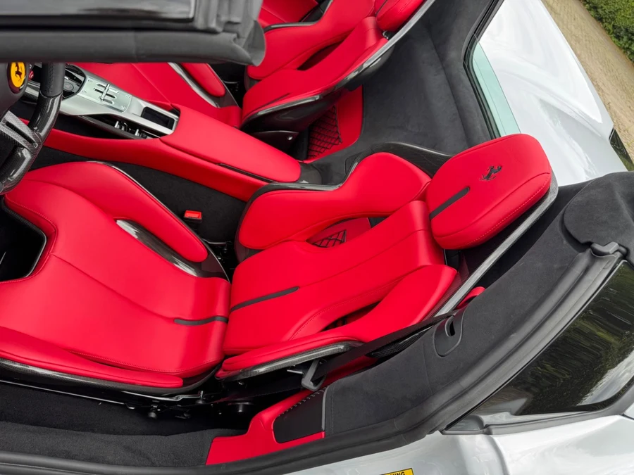 Ferrari 12Cilindri Spider, 9/10