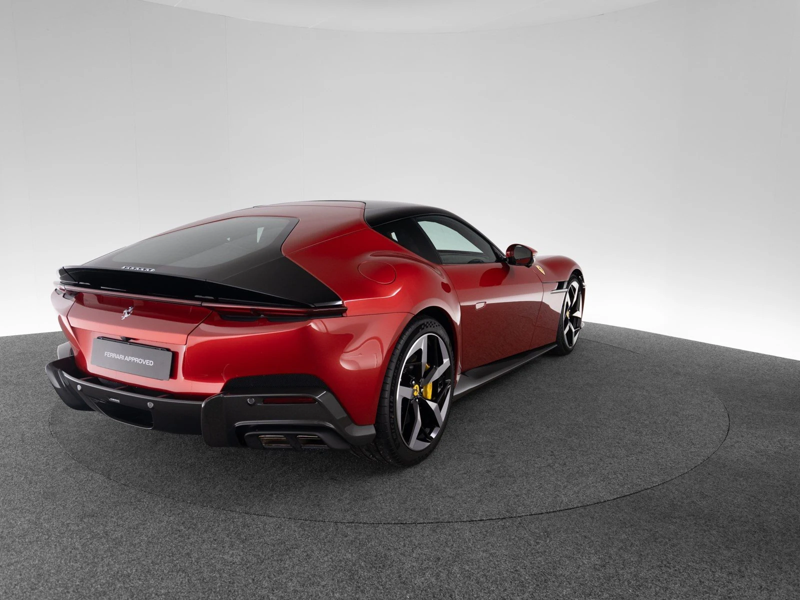 Ferrari 12Cilindri, 5/10