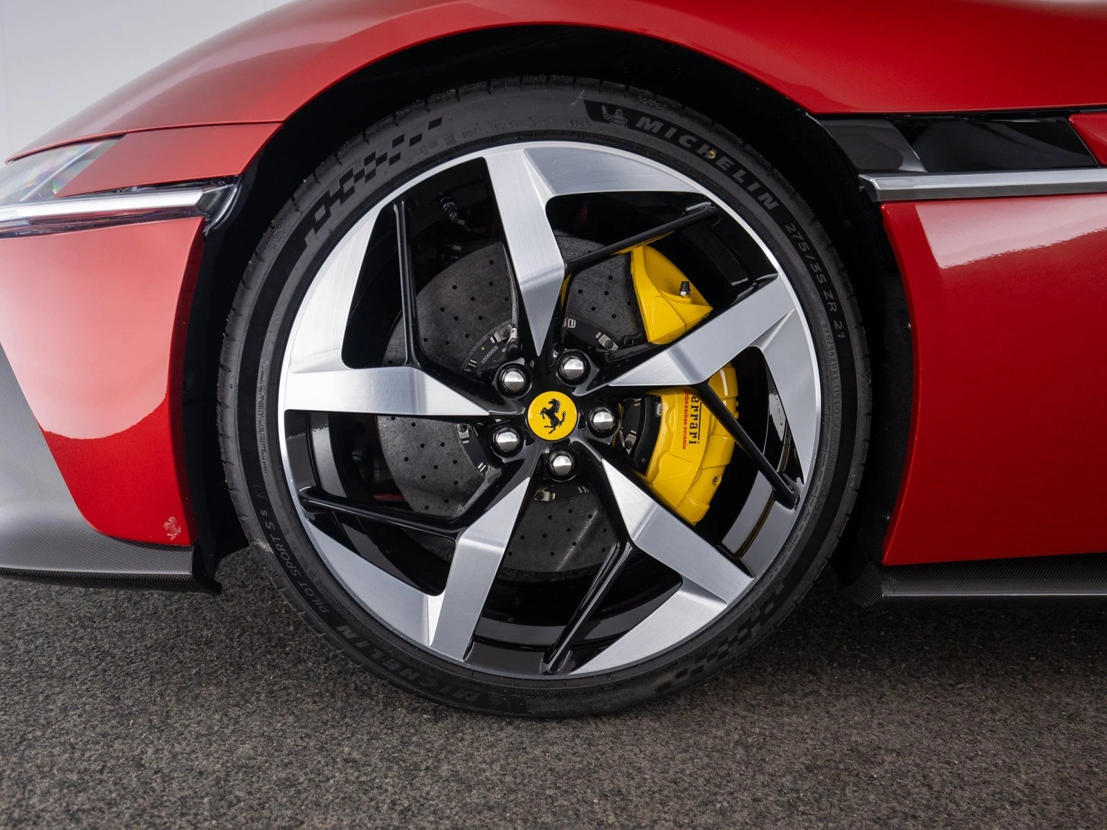Ferrari 12Cilindri, 9/10