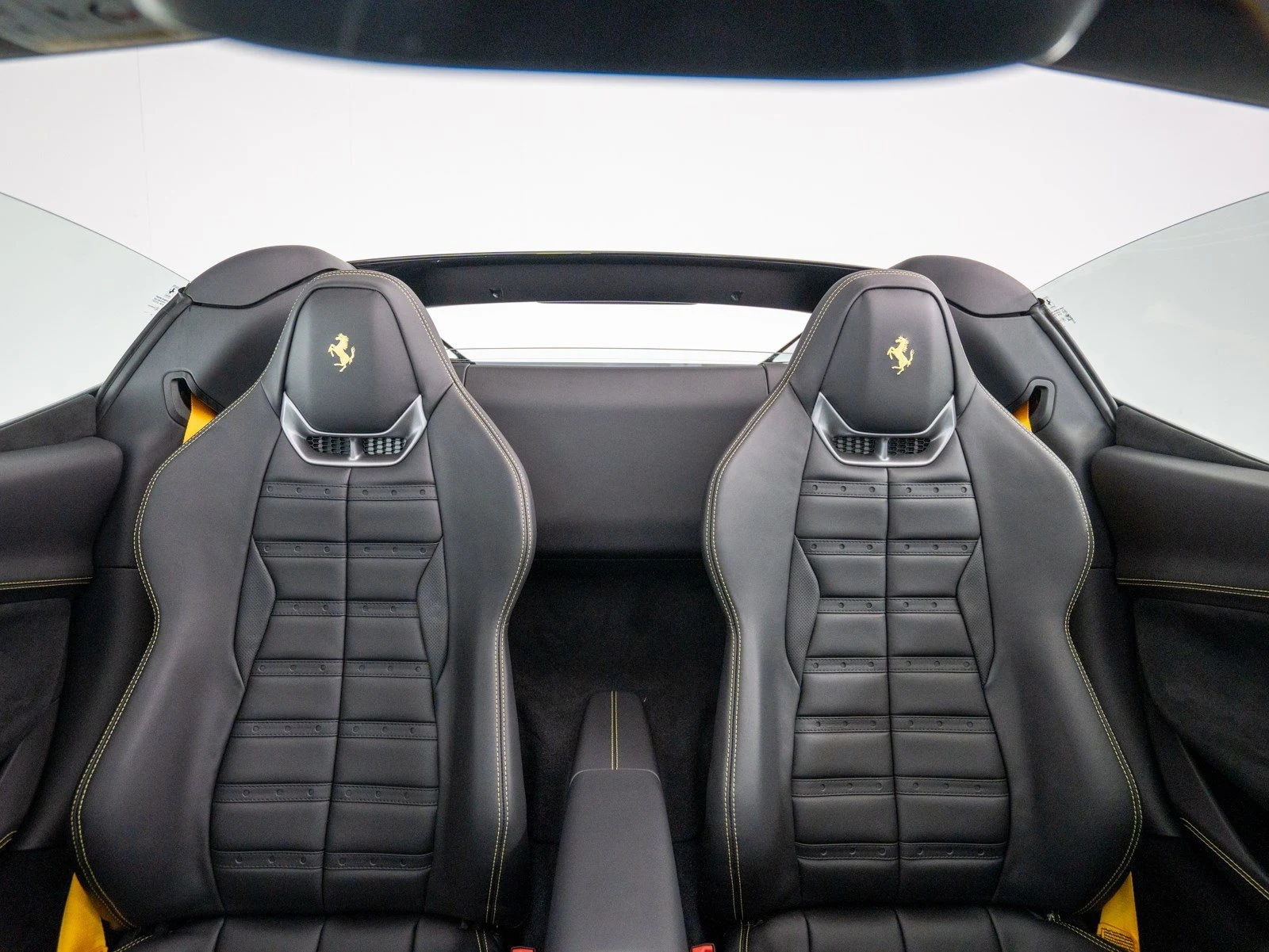 Ferrari 296 GTS, 10/10