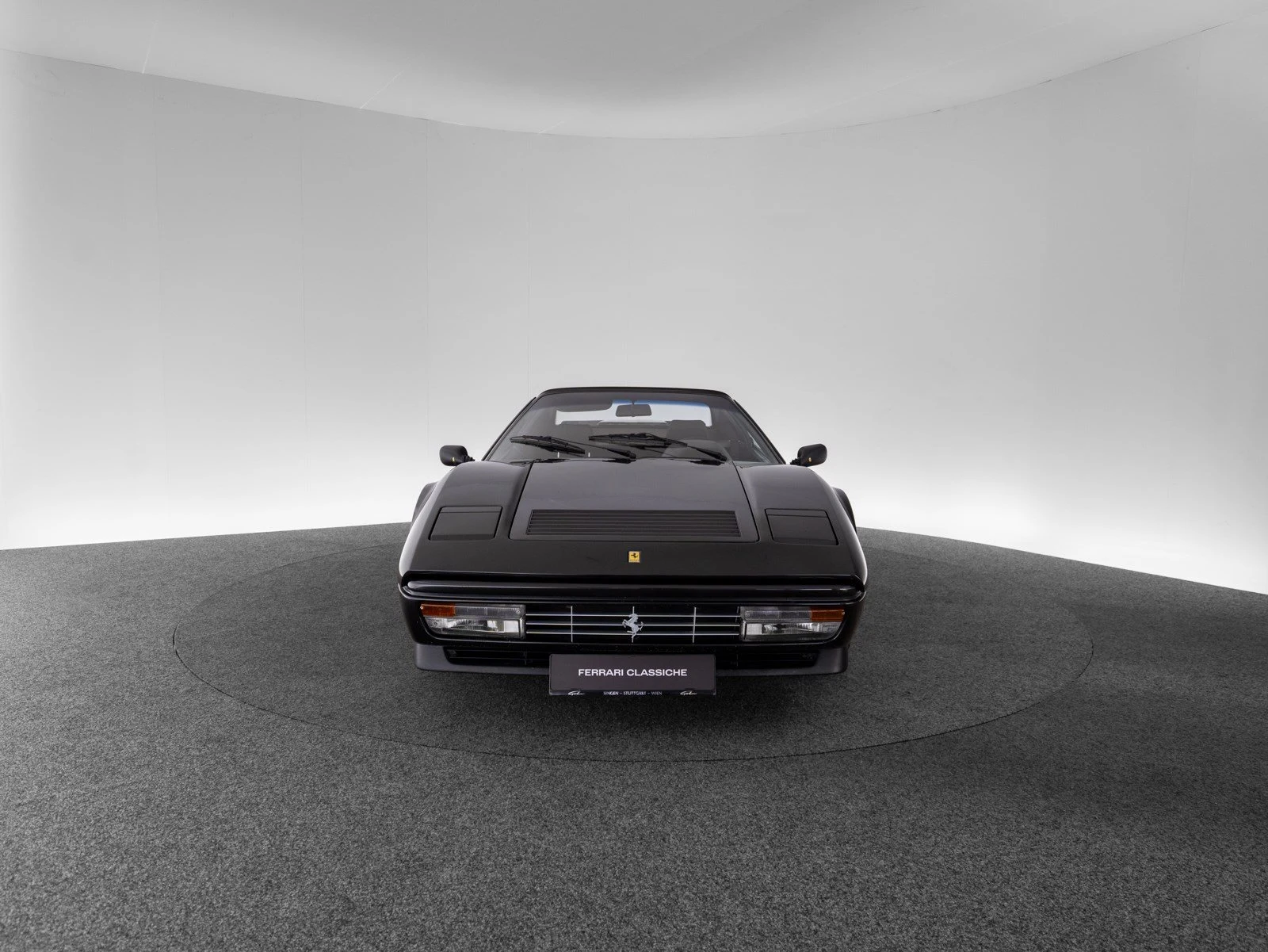 Ferrari 328 GTS, 2/10