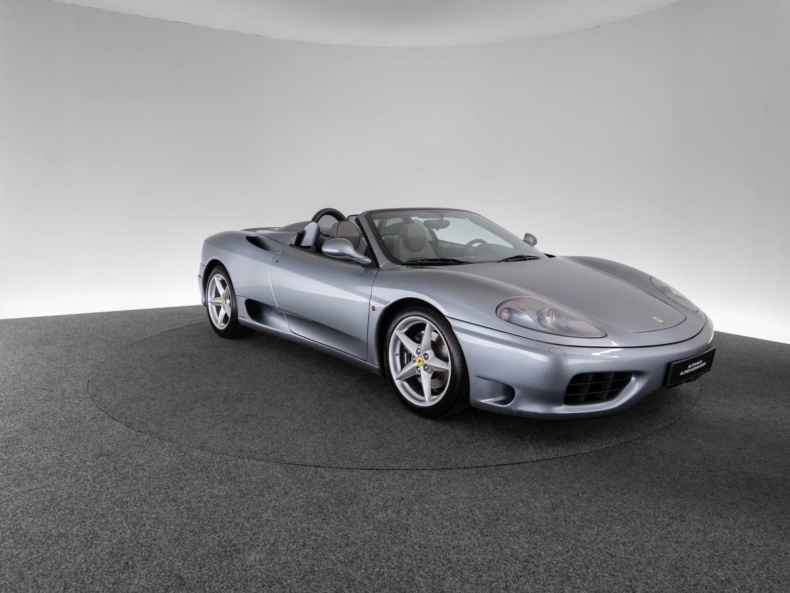 Ferrari 360 Spider, 3/10