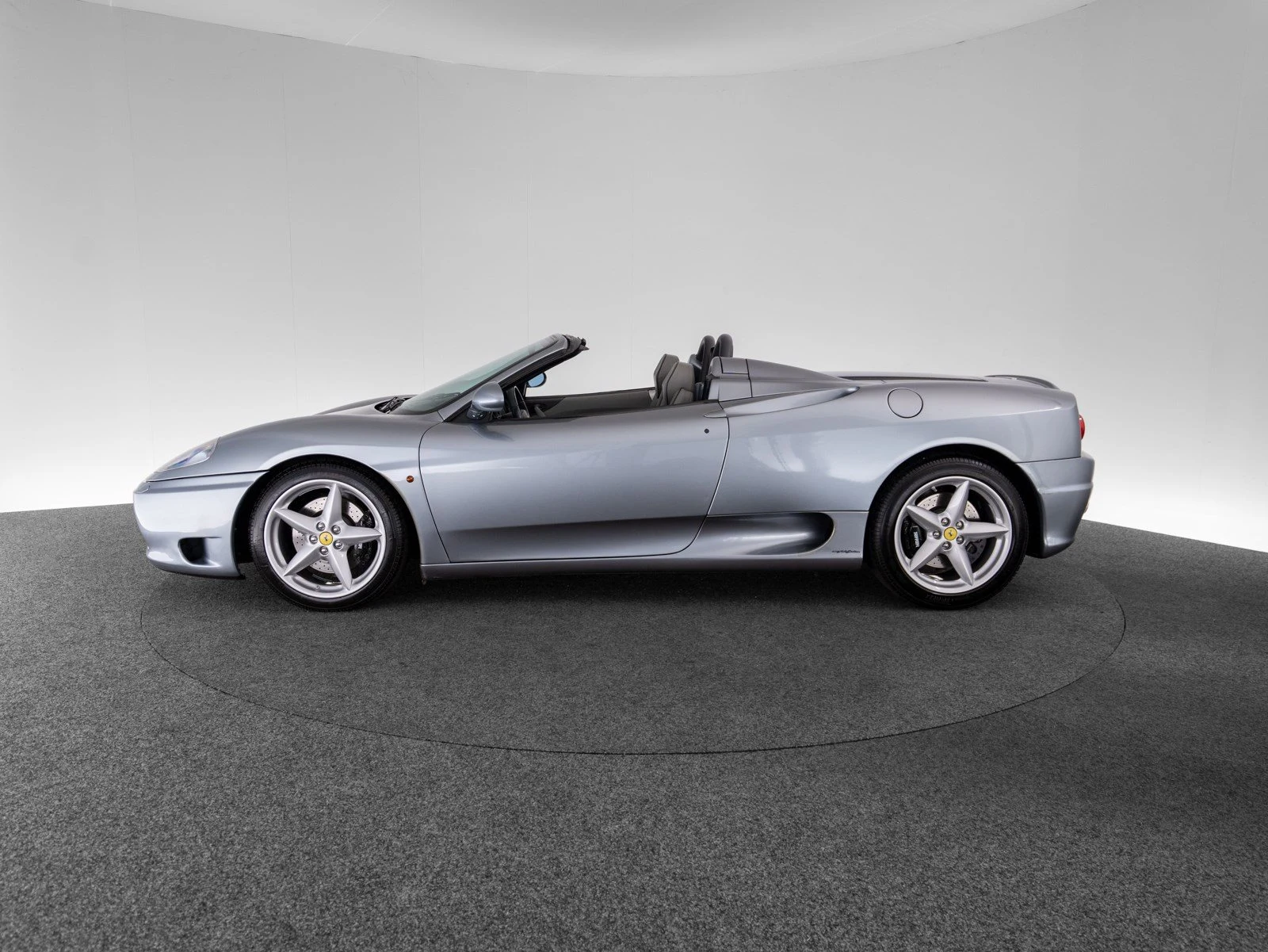 Ferrari 360 Spider, 8/10