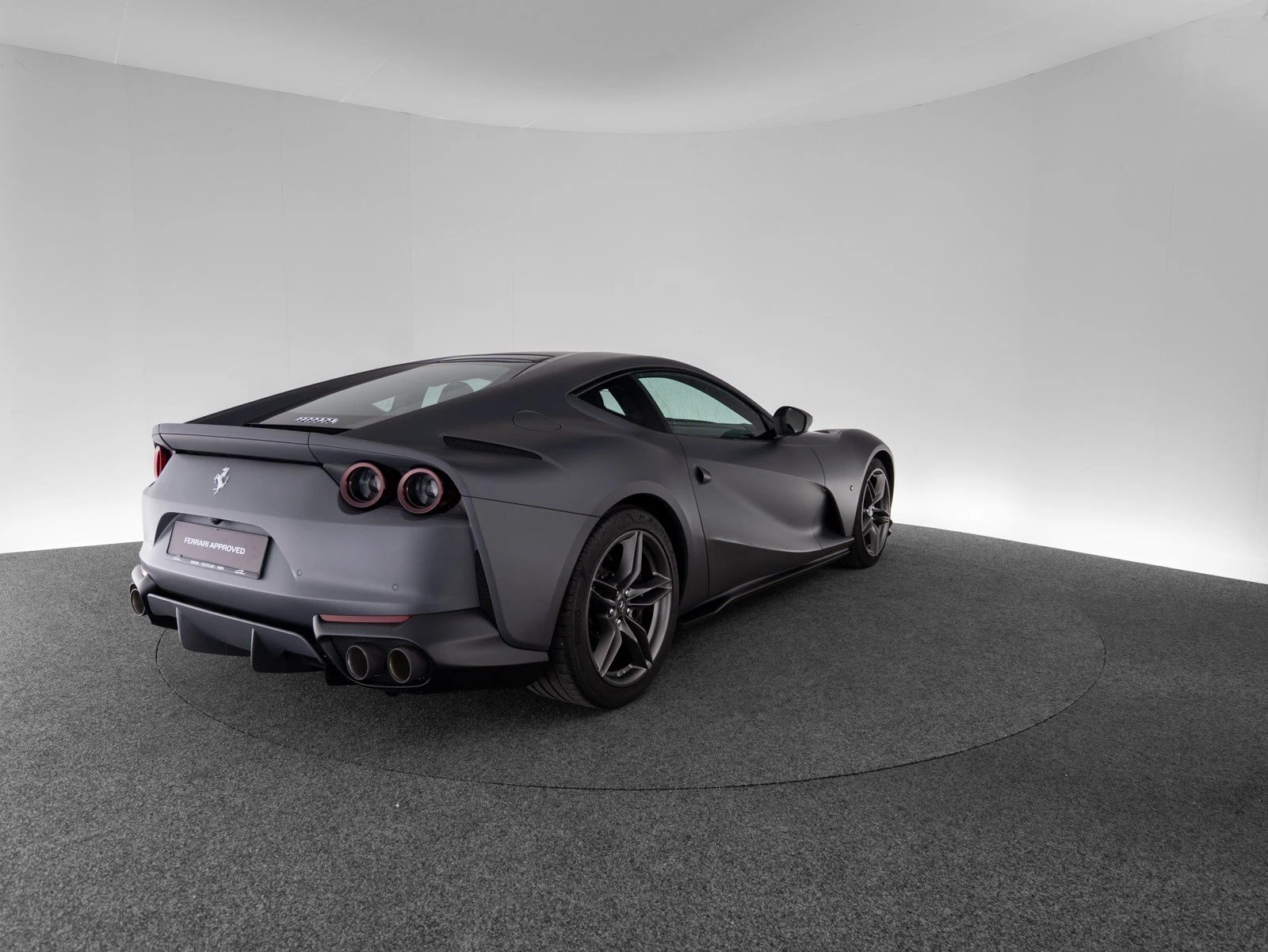 Ferrari 812 Superfast, 9/10