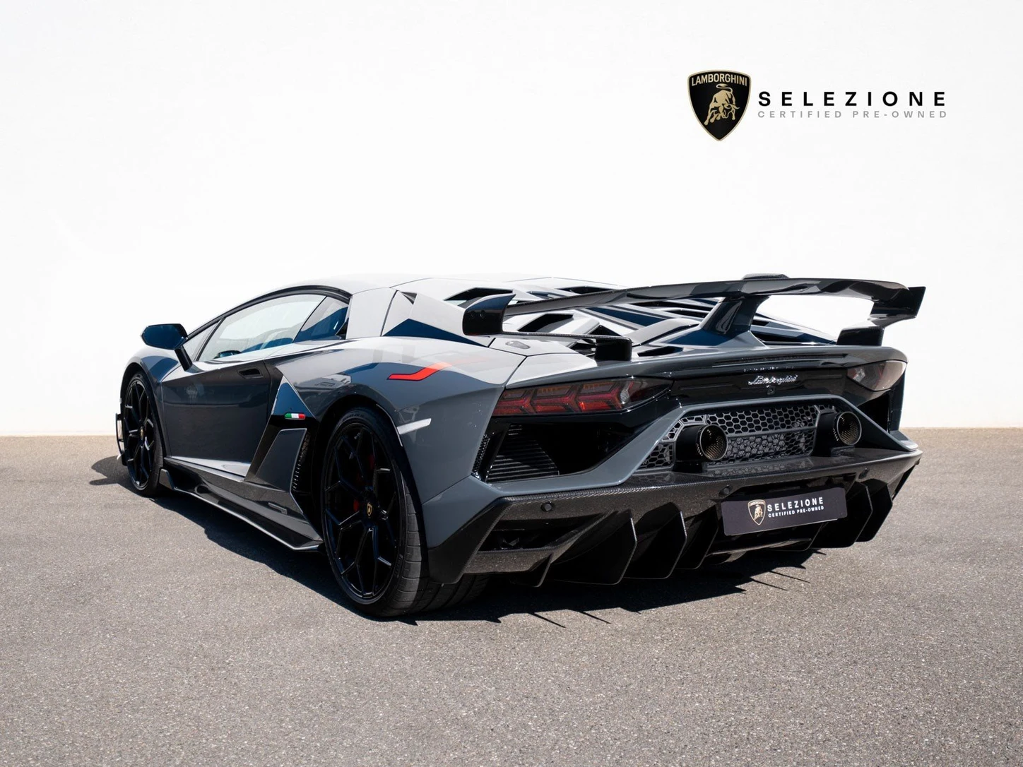 Lamborghini Aventador SVJ, 8/10