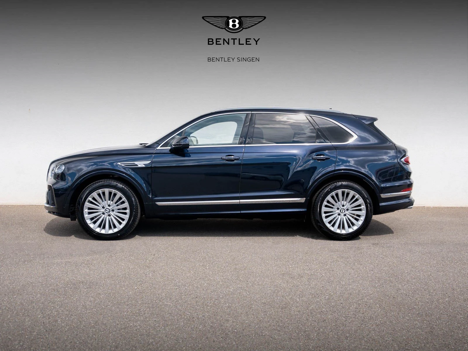 Bentley Bentayga V8, 3/10