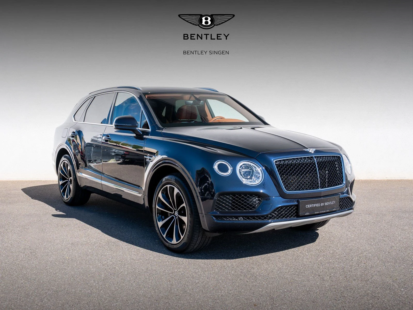 Bentley Bentayga Diesel, full-car front three-quarter view.