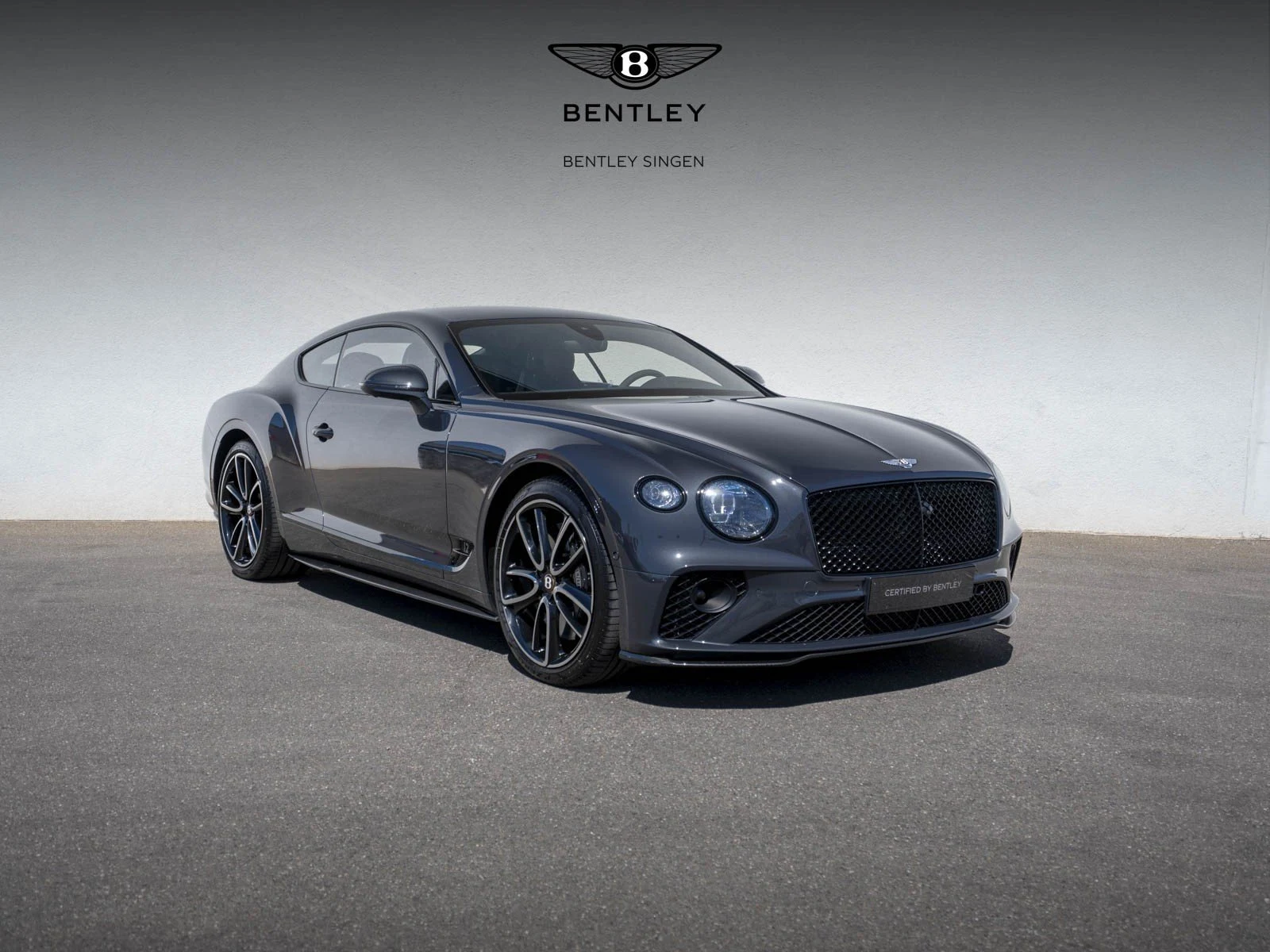 Bentley Continental GT W12, full-car front three-quarter view.