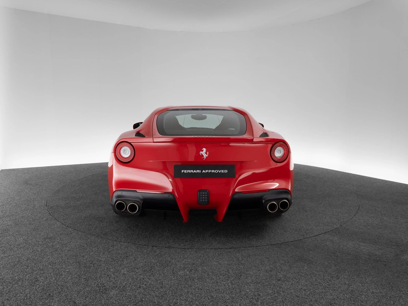 Ferrari F12berlinetta, 4/10