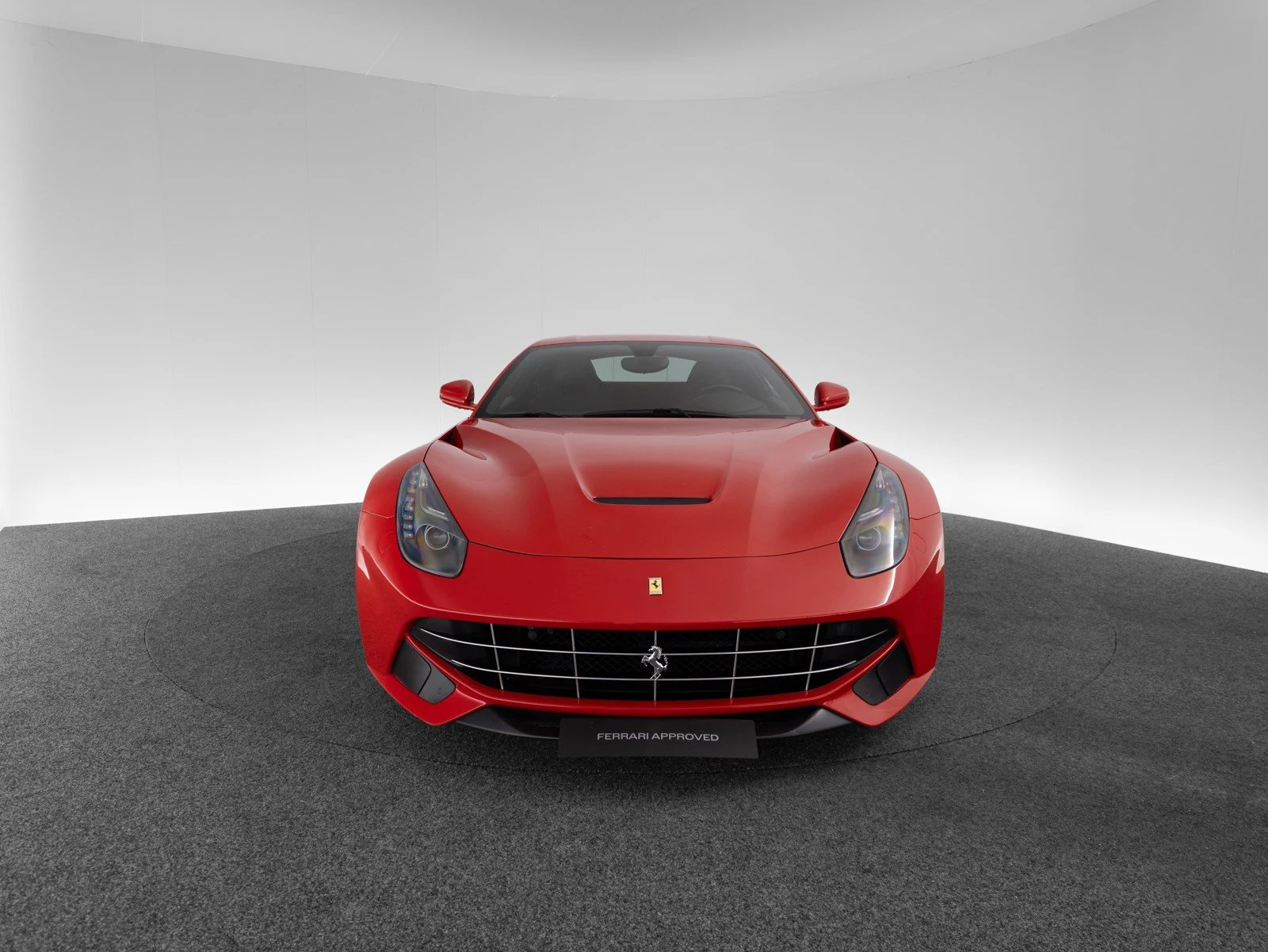 Ferrari F12berlinetta, 7/10