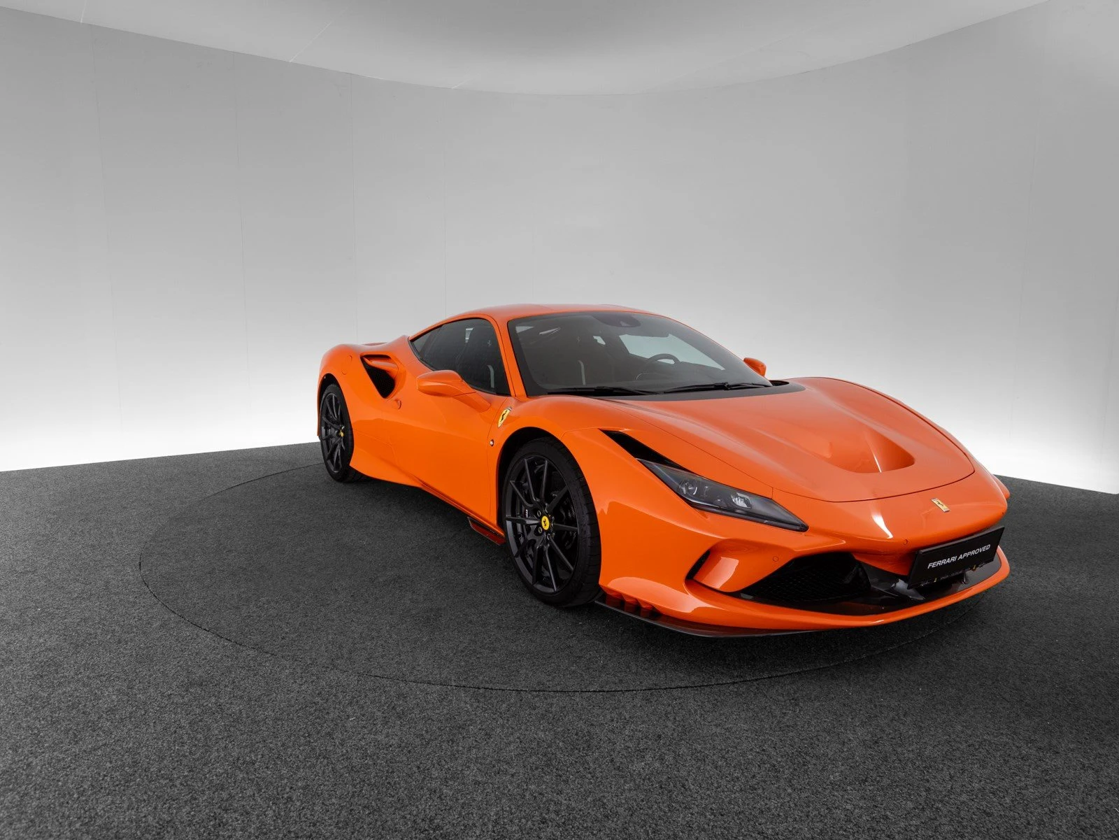 Ferrari F8 Tributo, 3/10