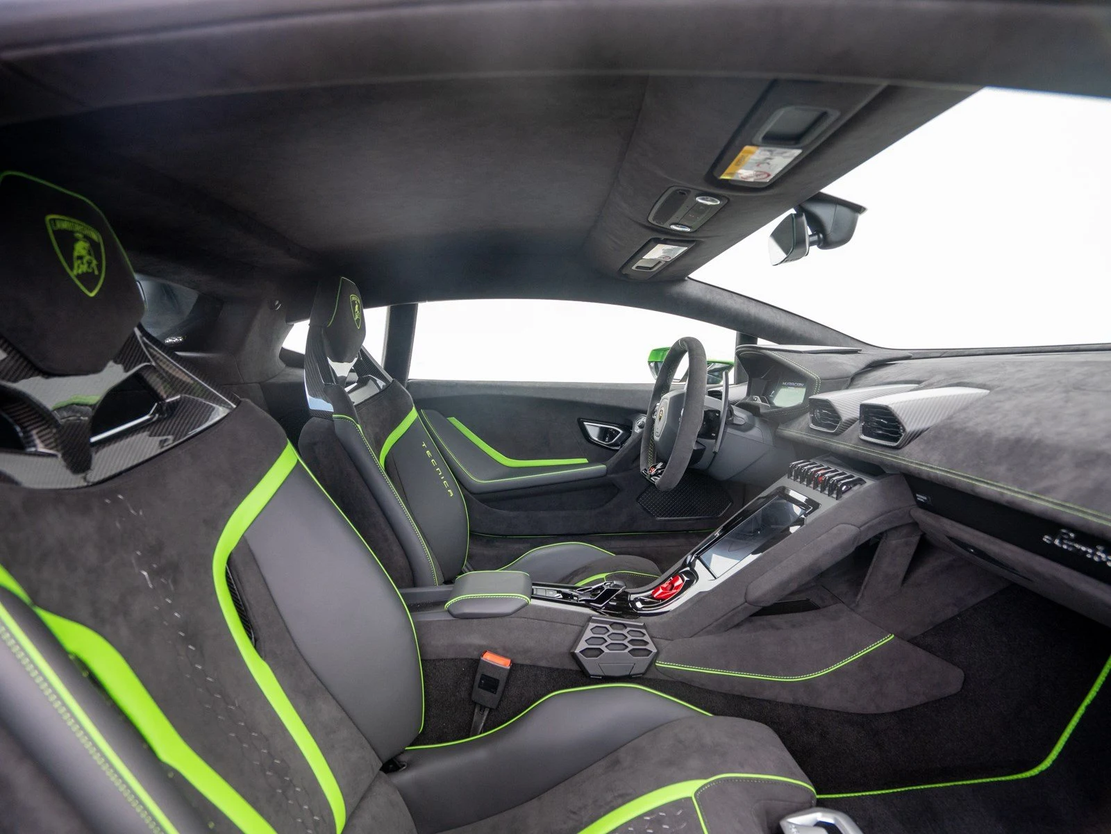 Lamborghini Huracán Tecnica, 9/10